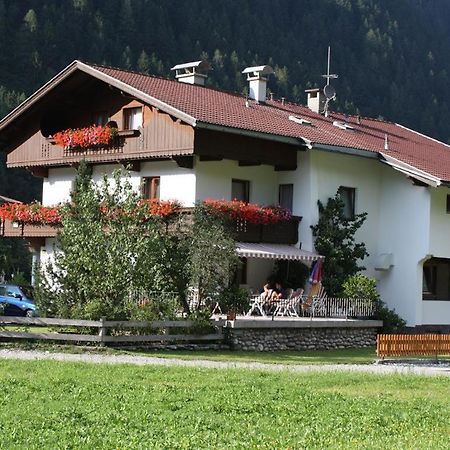 Gaestehaus Bliem Mayrhofen Bagian luar foto
